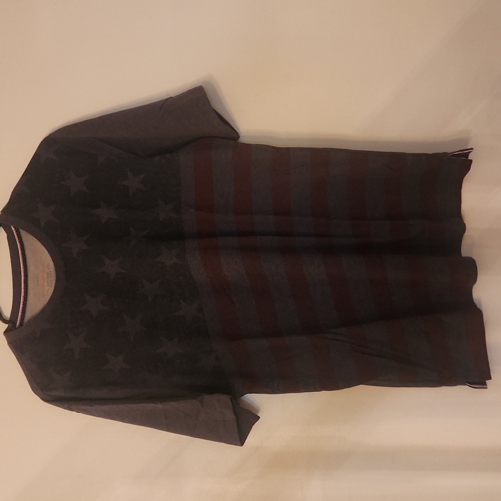 Mens USA shirt
